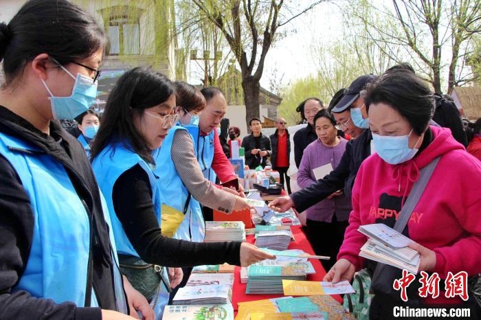 資料圖：山東省文旅廳組織文旅企業(yè)舉行文旅服務(wù)群眾相關(guān)活動。　趙曉 攝