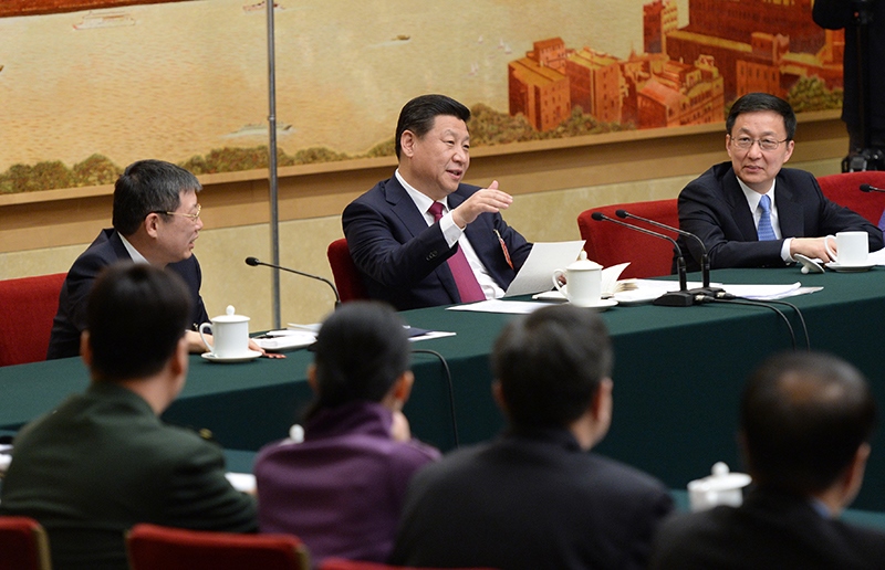 2014年3月習(xí)近平總書記參加十二屆全國人大二次會議上海代表團(tuán)的審議。