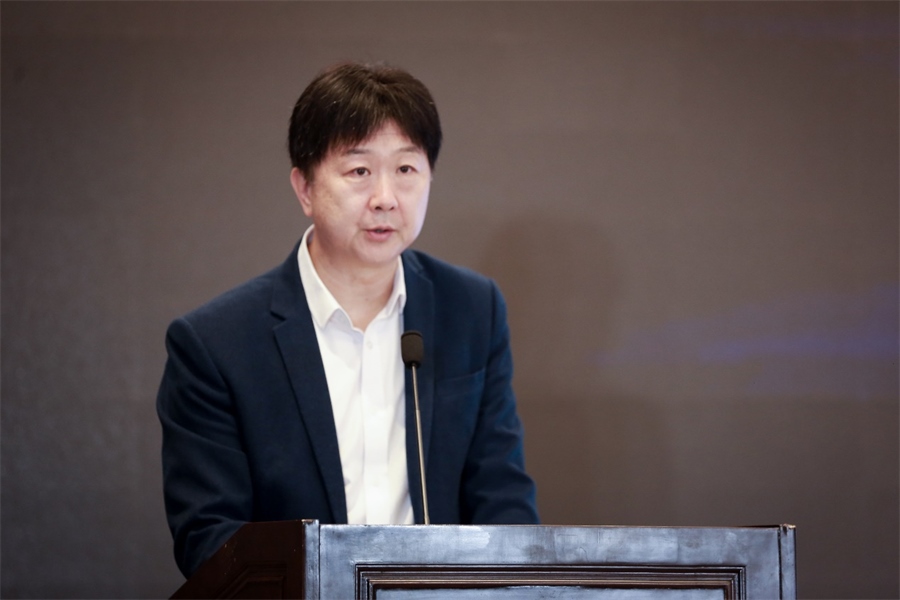 中國民主法制出版社黨委書記、社長、總編輯 劉海濤