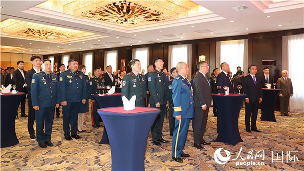 中國駐蒙古國使館慶祝建軍96周年招待會現(xiàn)場。人民網(wǎng)記者 霍文攝