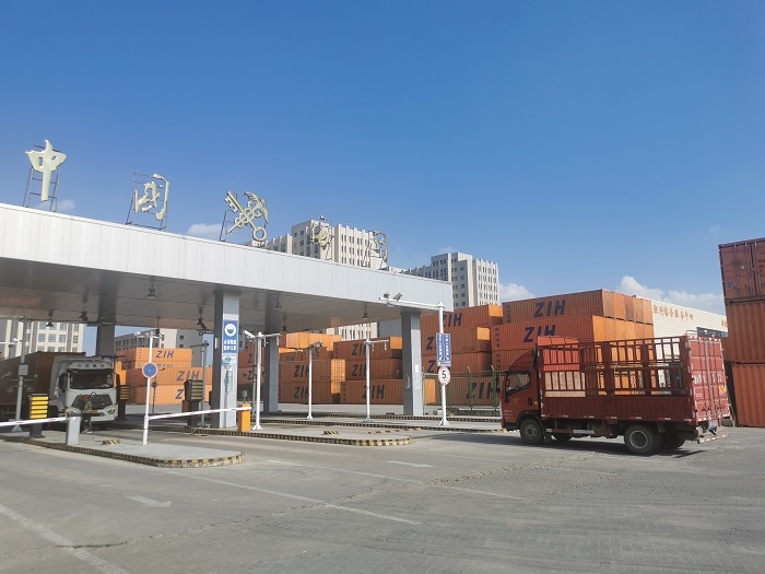 鄭州國際陸港海關(guān)監(jiān)管場所。鄭州車站海關(guān)供圖