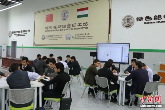 2023年4月，位于杜尚別的塔吉克斯坦魯班工坊課堂。張碩 攝