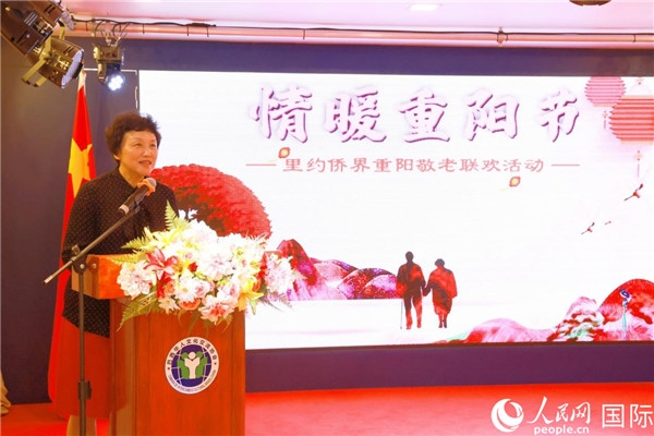 當?shù)貢r間10月23日，國務院僑務辦公室主任陳旭（中）在巴西里約熱內(nèi)盧出席國務院僑辦代表團與里約僑界座談會。 王天聰 攝