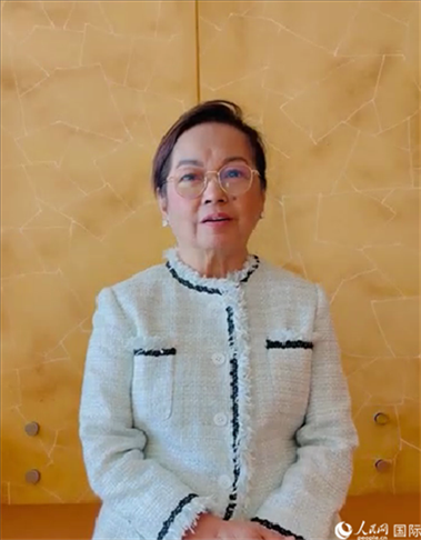菲律賓前總統(tǒng)阿羅約通過(guò)視頻發(fā)表致辭。人民網(wǎng)記者樊帆 攝