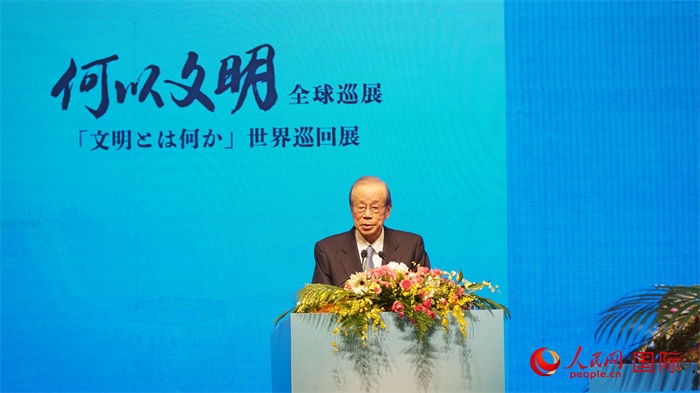 日本前首相福田康夫致辭。人民網(wǎng) 蔣曉辰攝