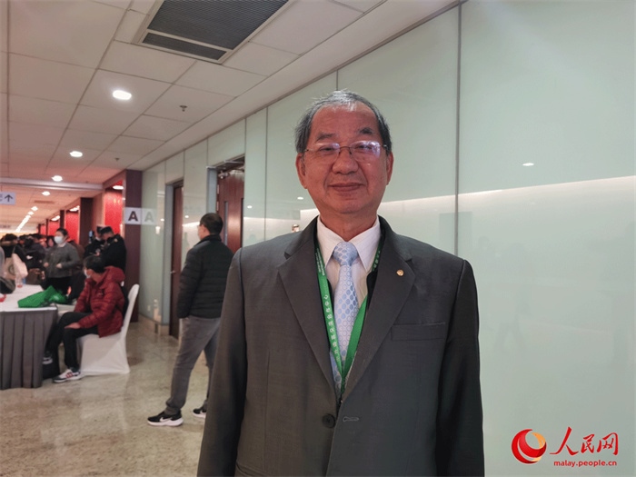 2.馬來西亞漢文化中心主席吳恒燦在北京出席世界中文大會。人民網(wǎng) 楊春燕攝