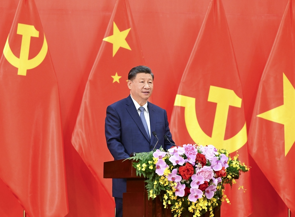 習(xí)近平總書記發(fā)表題為《賡續(xù)傳統(tǒng)友誼，開創(chuàng)中越命運(yùn)共同體建設(shè)新征程》的重要講話。