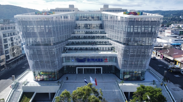 圖為中國援建薩爾瓦多國家圖書館實景。 圖片由中國援薩爾瓦多國家圖書館項目施工技術(shù)組提供