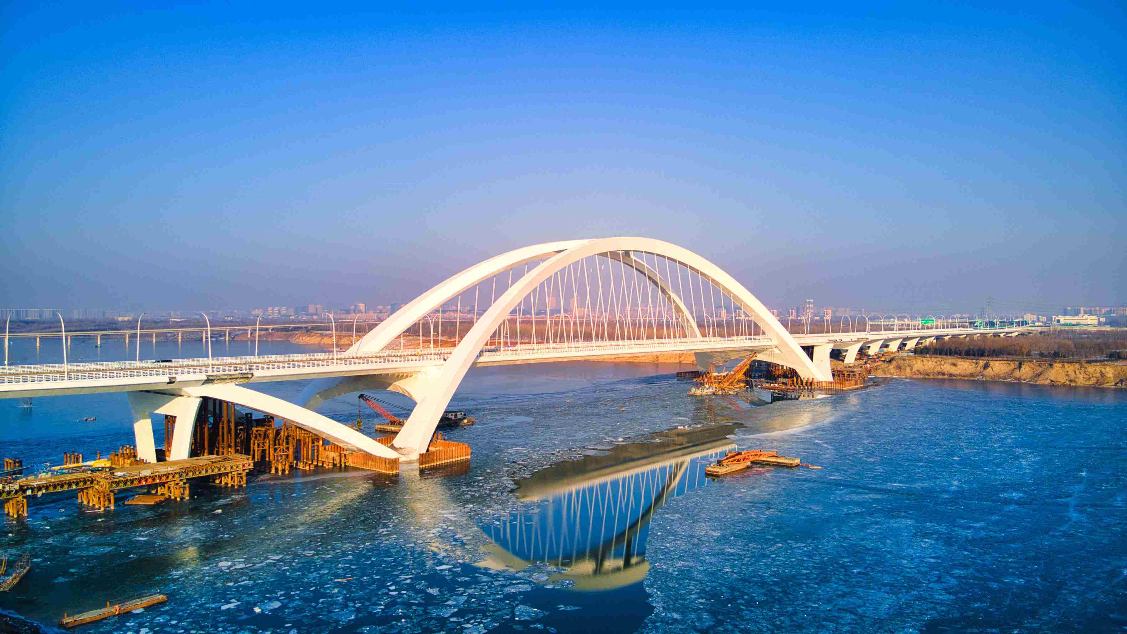 開(kāi)通后的京雄大橋。受訪方供圖