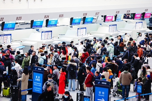 2024年春運首日，大興機場預(yù)計保障進出港旅客13.59萬人次。大興機場供圖