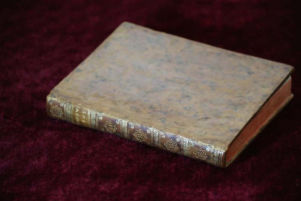 這是典藏于中國(guó)國(guó)家圖書館的《論語導(dǎo)讀》。