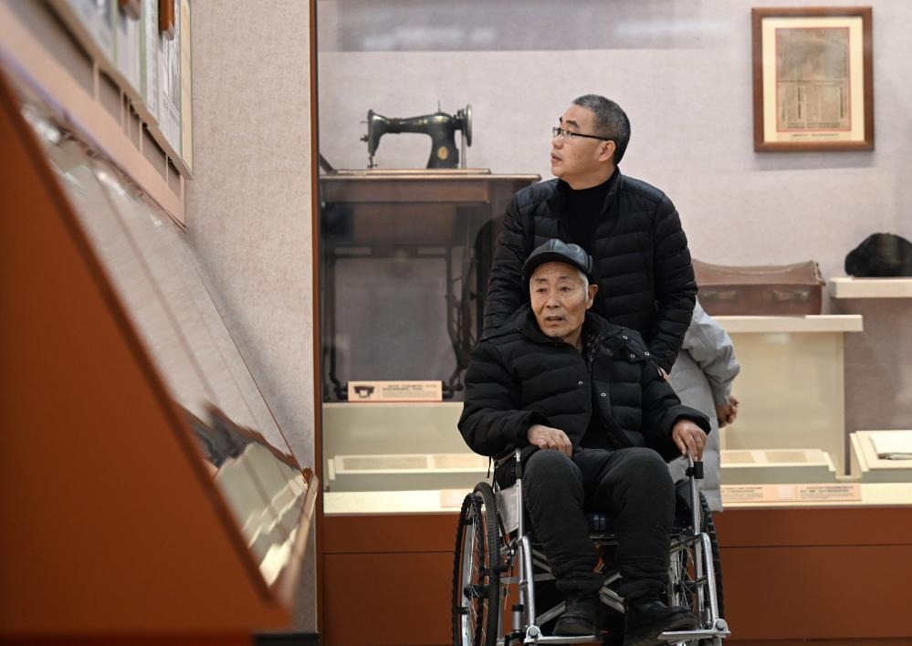2024年1月29日，市民在平津戰(zhàn)役紀念館參觀。