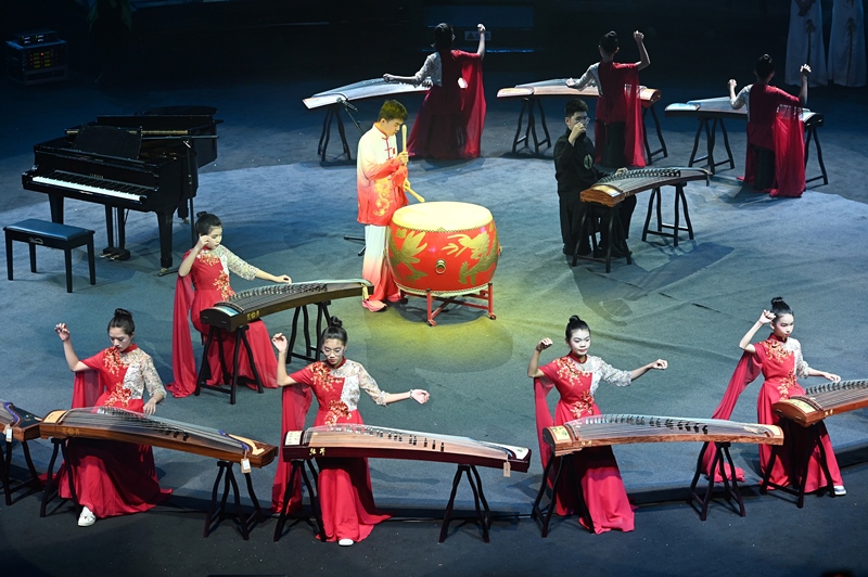 2024年1月21日，廣州，“第二屆粵港澳大灣區(qū)青少年音樂周”頒獎典禮在融創(chuàng)廣州大劇院舉行。