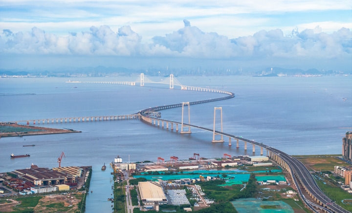 2024年6月27日拍攝的深中通道全景。新華社記者 毛思倩 攝