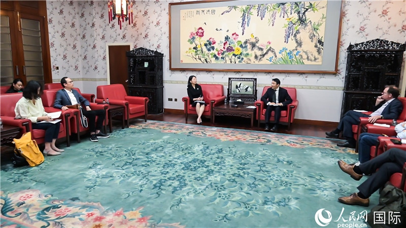 中外媒體吹風(fēng)會(huì)現(xiàn)場(chǎng)。 人民網(wǎng) 郭錦標(biāo)攝