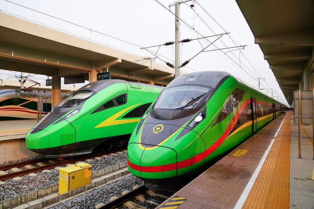 截至2024年7月5日，中老鐵路國際旅客列車累計開行滿1000列，極大地便利了沿線民眾出行。