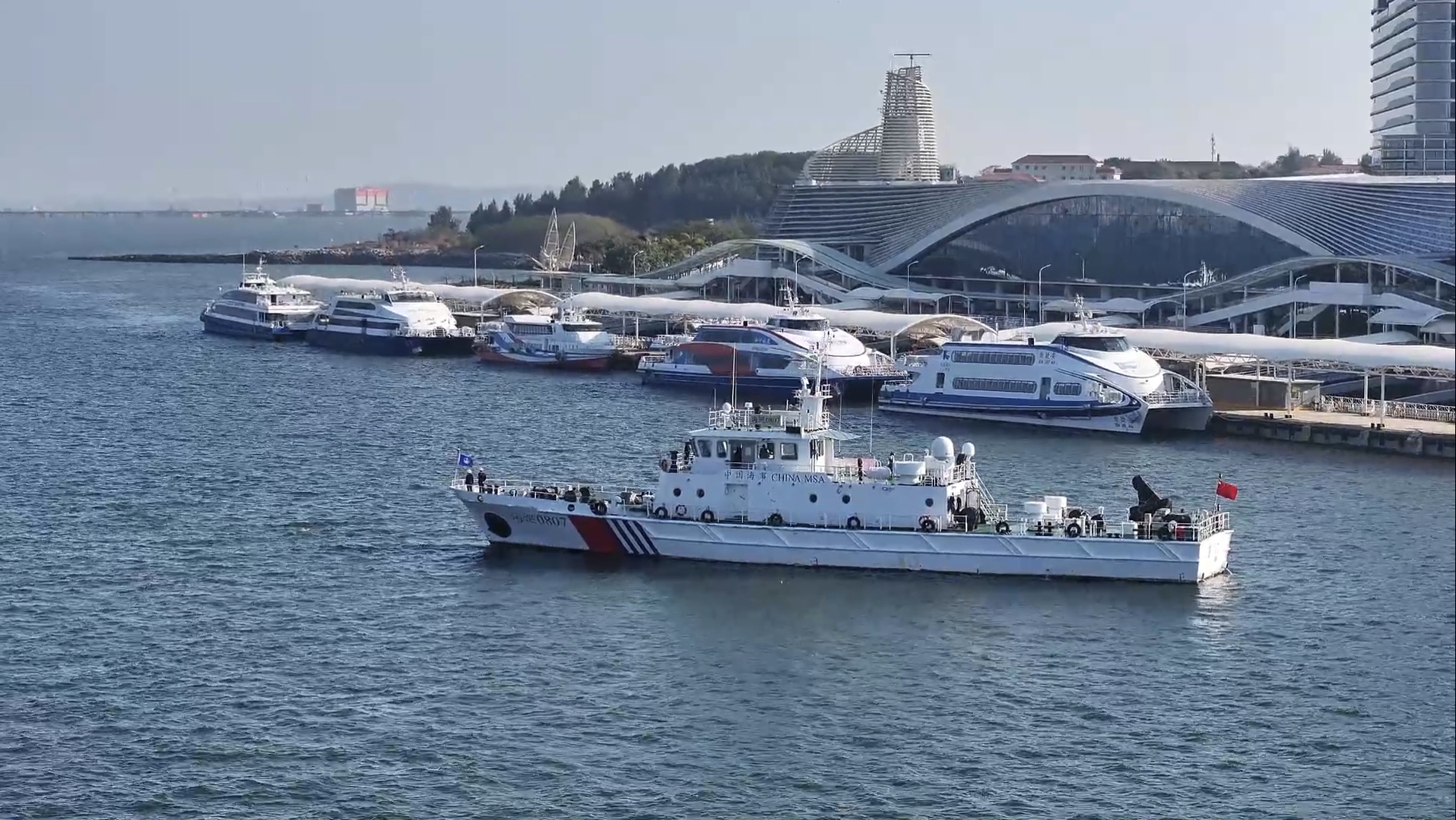 廈金“小三通”客運(yùn)航線創(chuàng)復(fù)航以來單日客流量新高。廈門海事局供圖