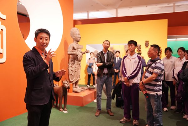 清華附中永豐學(xué)校家校共育活動舉行。校方供圖