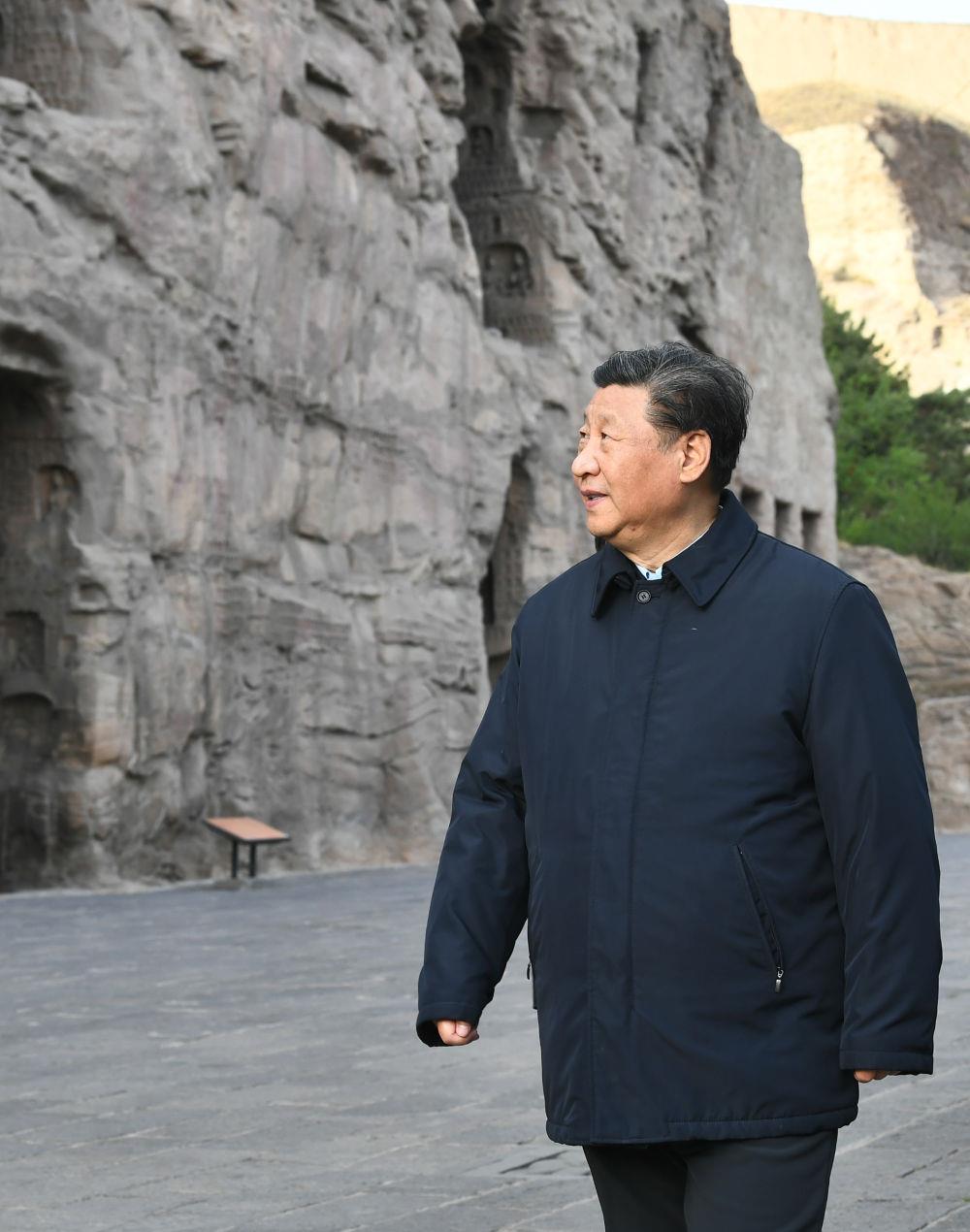 2020年5月11日，習近平總書記在山西云岡石窟實地了解歷史文化遺產(chǎn)保護情況。