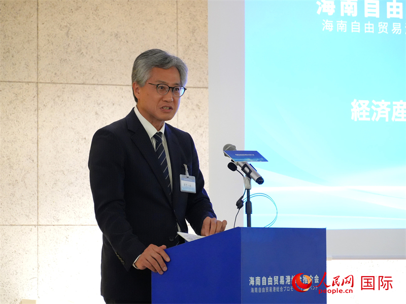 日本經(jīng)濟(jì)產(chǎn)業(yè)省通商政策局審議官田中一成致辭。人民網(wǎng) 許可攝