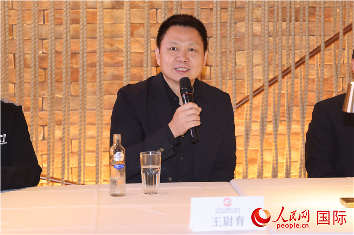 中國(guó)駐里約熱內(nèi)盧總領(lǐng)館副總領(lǐng)事王尉育在座談會(huì)上致辭。 人民網(wǎng)記者 時(shí)元皓攝
